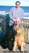 5yr.old Max (left, lymphosarcoma) died 01/20/01with his family around him. Dad Stanley said it was a comfort to have a vet who helped  Max to pass at home. 